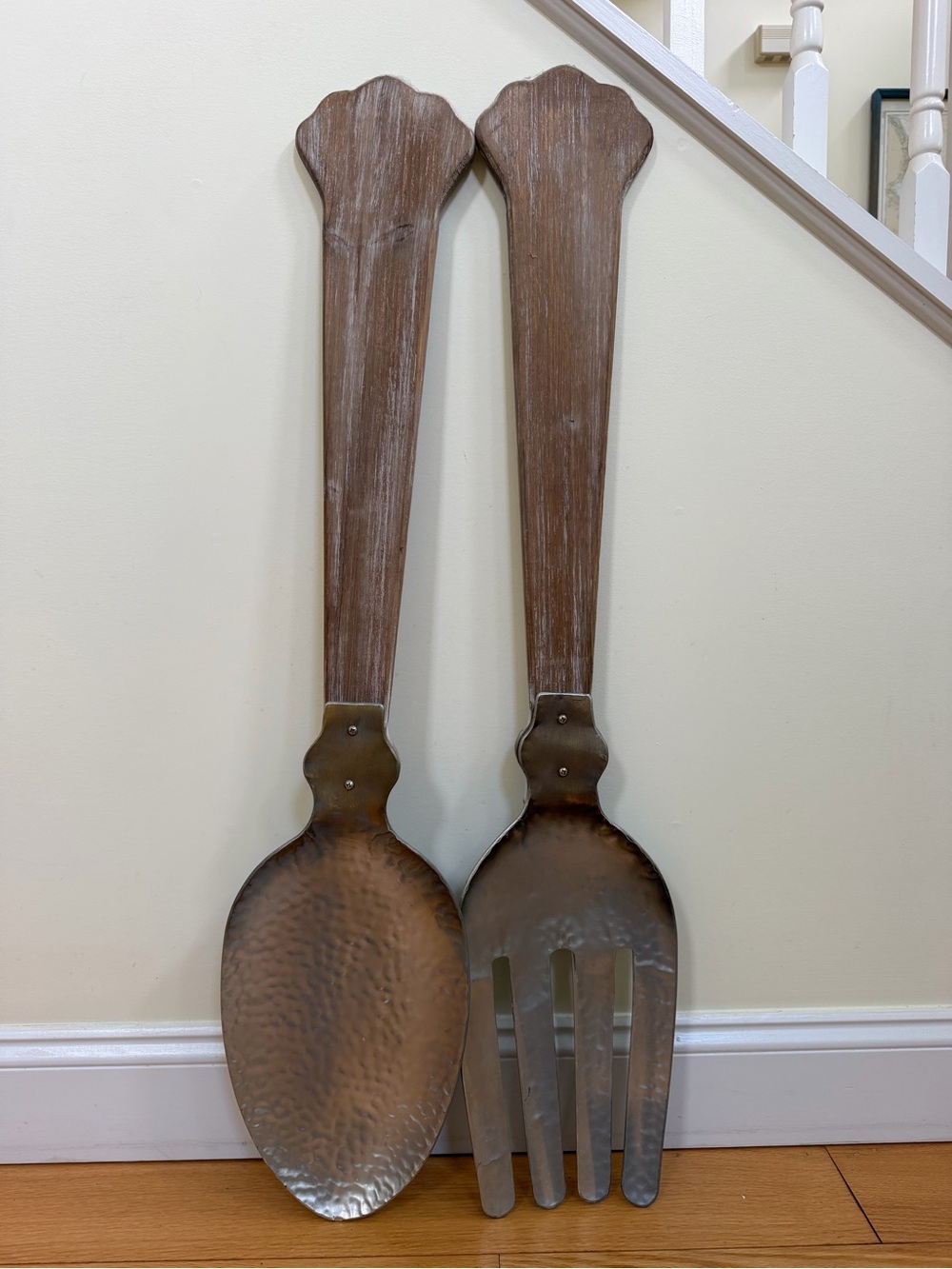 Distressed Fork and Spoon Wall Decor